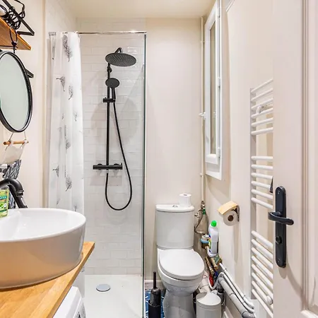 Apartment Guestready - Cozy Retreat Near Place De La Nation